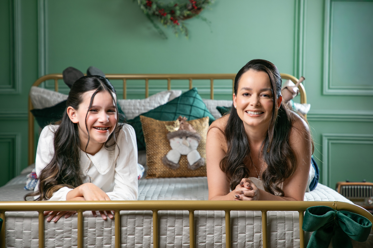 campanha-fotografica-de-natal-cenario-fotografico-de-natal-ideia-de-cenario-de-natal-fundo-fotografico-de-natal-fotos-de-natal-ideias-de-arvore-de-natal-fotos-de-natal-em-familia-natal-2025-tendencias-fotografo-em-barbcena-estudio-de-fotos-isabela-lobato