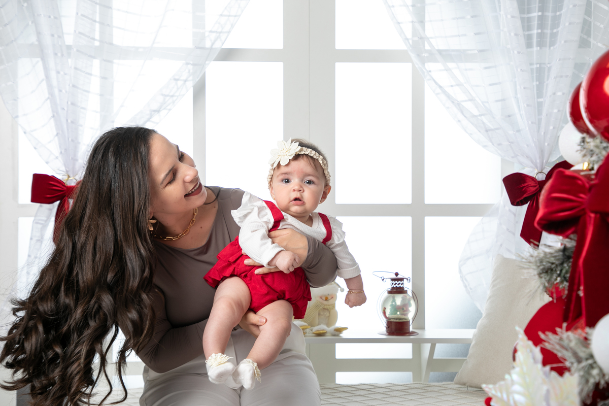 campanha-fotografica-de-natal-cenario-fotografico-de-natal-ideia-de-cenario-de-natal-fundo-fotografico-de-natal-fotos-de-natal-ideias-de-arvore-de-natal-fotos-de-natal-em-familia-natal-2025-tendencias-fotografo-em-barbcena-estudio-de-fotos-isabela-lobato