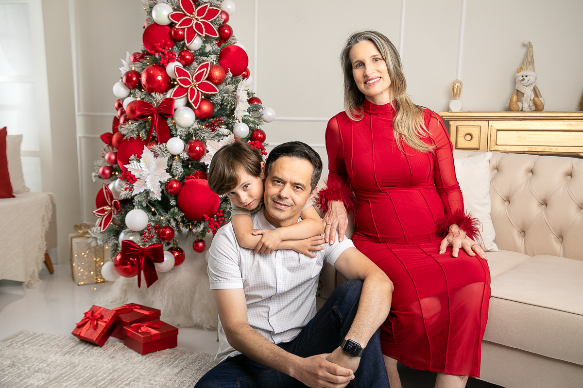 campanha-fotografica-de-natal-cenario-fotografico-de-natal-ideia-de-cenario-de-natal-fundo-fotografico-de-natal-fotos-de-natal-ideias-de-arvore-de-natal-fotos-de-natal-em-familia-natal-2025-tendencias-fotografo-em-barbcena-estudio-de-fotos-isabela-lobato