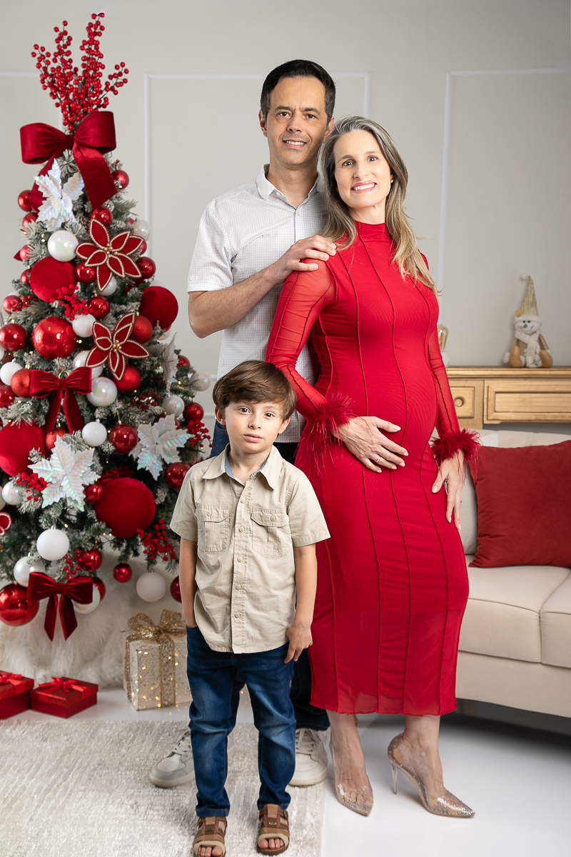 campanha-fotografica-de-natal-cenario-fotografico-de-natal-ideia-de-cenario-de-natal-fundo-fotografico-de-natal-fotos-de-natal-ideias-de-arvore-de-natal-fotos-de-natal-em-familia-natal-2025-tendencias-fotografo-em-barbcena-estudio-de-fotos-isabela-lobato
