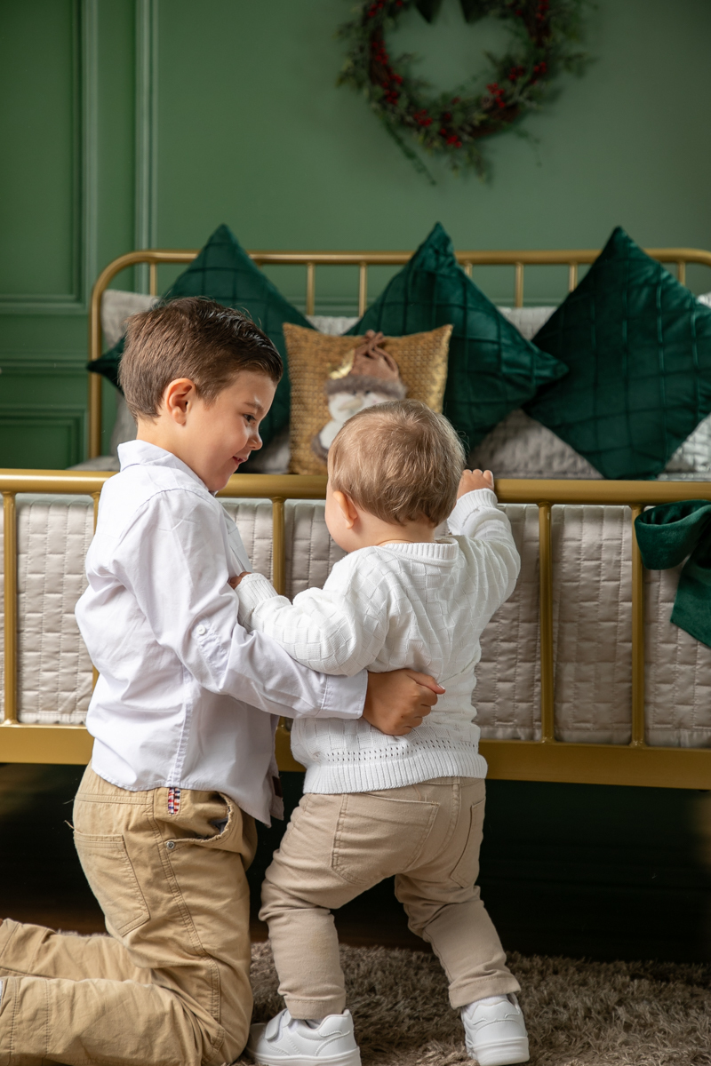 campanha-fotografica-de-natal-cenario-fotografico-de-natal-ideia-de-cenario-de-natal-fundo-fotografico-de-natal-fotos-de-natal-ideias-de-arvore-de-natal-fotos-de-natal-em-familia-natal-2025-tendencias-fotografo-em-barbcena-estudio-de-fotos-isabela-lobato