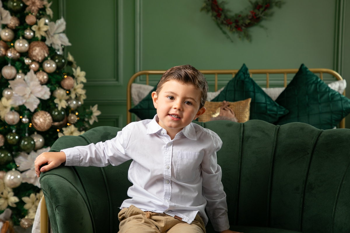 campanha-fotografica-de-natal-cenario-fotografico-de-natal-ideia-de-cenario-de-natal-fundo-fotografico-de-natal-fotos-de-natal-ideias-de-arvore-de-natal-fotos-de-natal-em-familia-natal-2025-tendencias-fotografo-em-barbcena-estudio-de-fotos-isabela-lobato