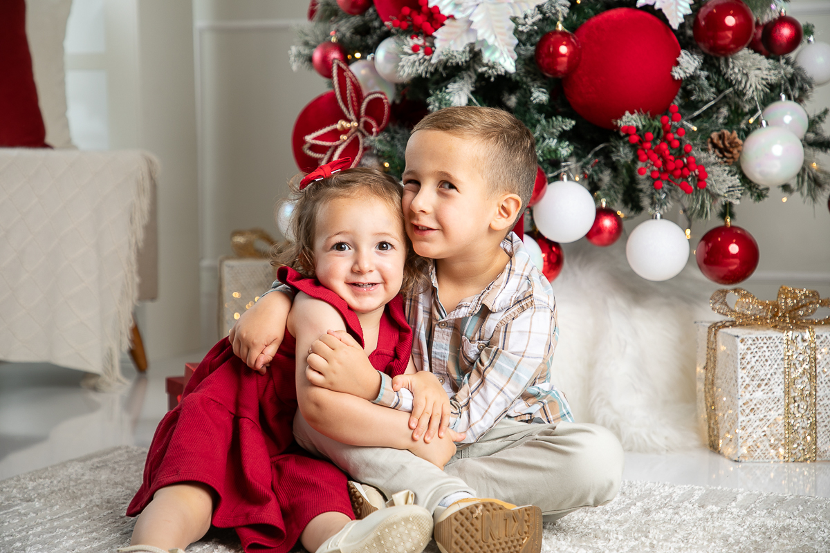 campanha-fotografica-de-natal-cenario-fotografico-de-natal-ideia-de-cenario-de-natal-fundo-fotografico-de-natal-fotos-de-natal-ideias-de-arvore-de-natal-fotos-de-natal-em-familia-natal-2025-tendencias-fotografo-em-barbcena-estudio-de-fotos-isabela-lobato
