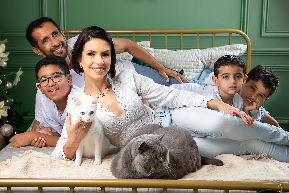 campanha-fotografica-de-natal-cenario-fotografico-de-natal-ideia-de-cenario-de-natal-fundo-fotografico-de-natal-fotos-de-natal-ideias-de-arvore-de-natal-fotos-de-natal-em-familia-natal-2025-tendencias-fotografo-em-barbcena-estudio-de-fotos-isabela-lobato