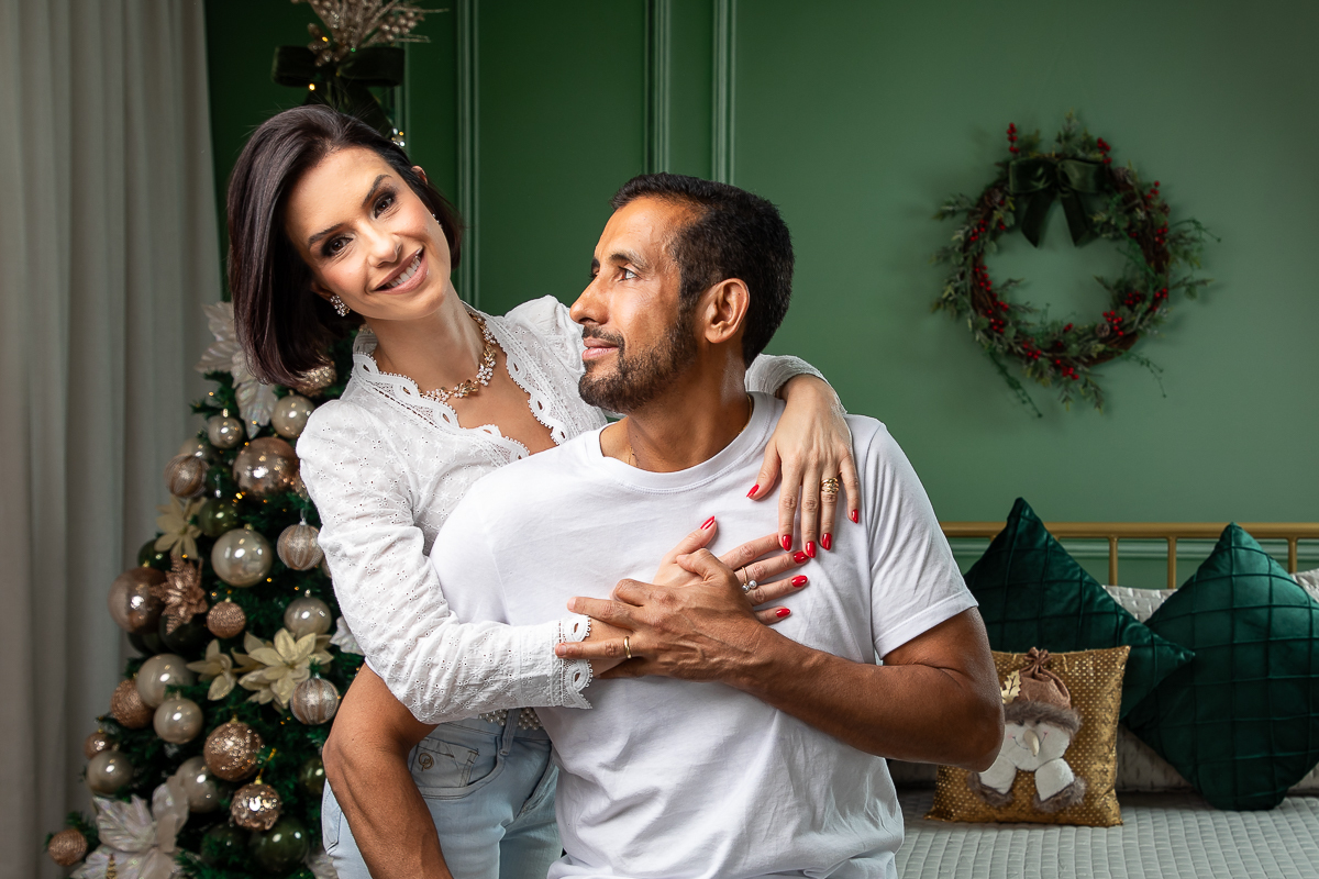 campanha-fotografica-de-natal-cenario-fotografico-de-natal-ideia-de-cenario-de-natal-fundo-fotografico-de-natal-fotos-de-natal-ideias-de-arvore-de-natal-fotos-de-natal-em-familia-natal-2025-tendencias-fotografo-em-barbcena-estudio-de-fotos-isabela-lobato