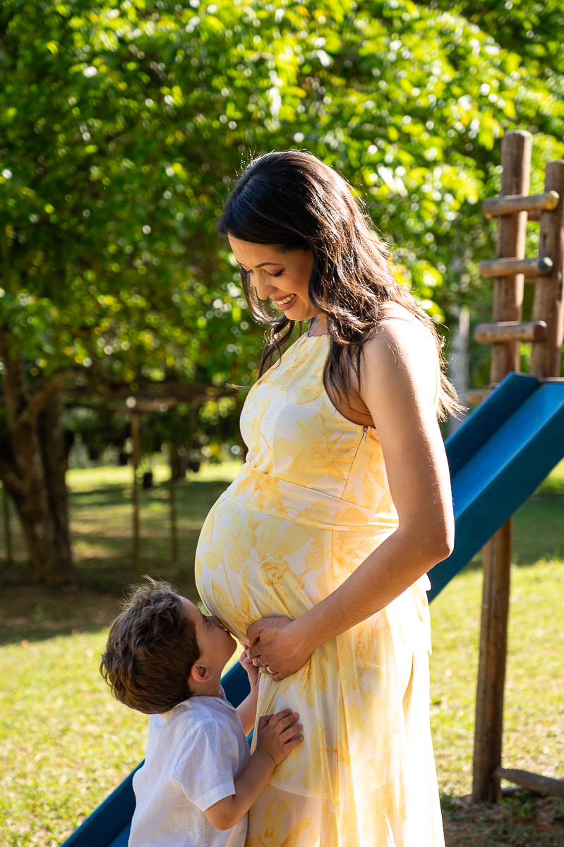 ensaio-gestante-em-barbacena-fotografa-de-gestante-isabela-lobato-fotografia-gestacao-9-meses-look-de-gestante-para-ensaio-fotografico-local-para-ensaio-externo-em-barbacena-em-barbacena-estudio-fotos-isabela-lobato-fotografia