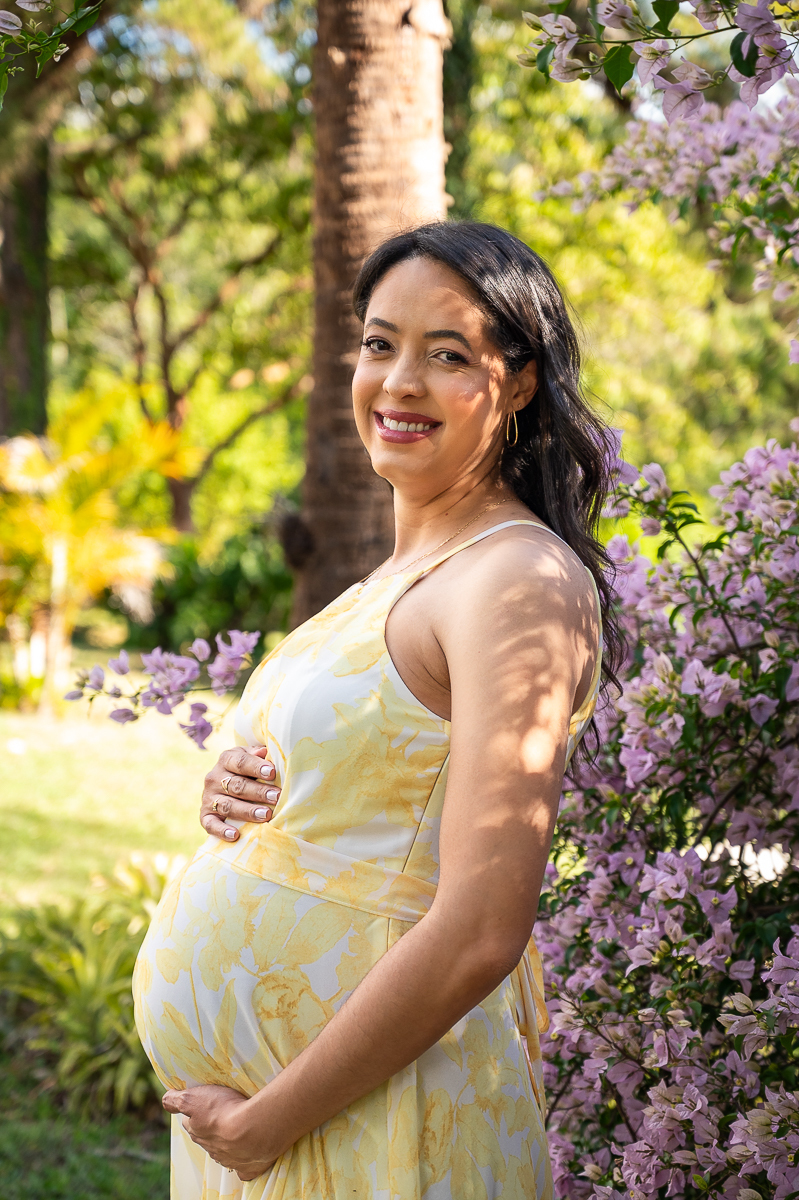 ensaio-gestante-em-barbacena-fotografa-de-gestante-isabela-lobato-fotografia-gestacao-9-meses-look-de-gestante-para-ensaio-fotografico-local-para-ensaio-externo-em-barbacena-em-barbacena-estudio-fotos-isabela-lobato-fotografia