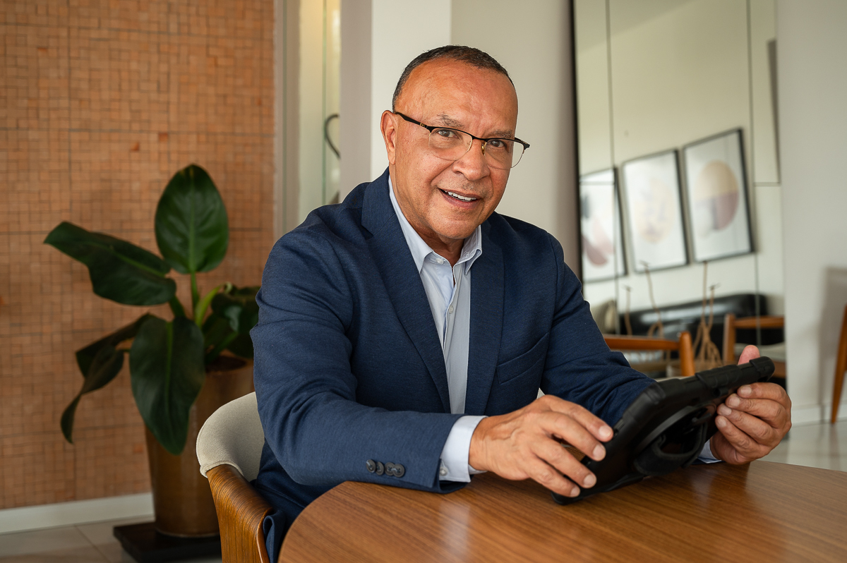 retrato-corporativo-mkt-digital-marketing-para-medico-foto-de-medico-retrato-corporativo-para-medico-fotos-para-posicionamento-digital-fotografo-de-retrato-fotografo-de-publicidade-isabela-lobato-fotografia-medico-nefrologista-barbacena-dr-andre-pimentel