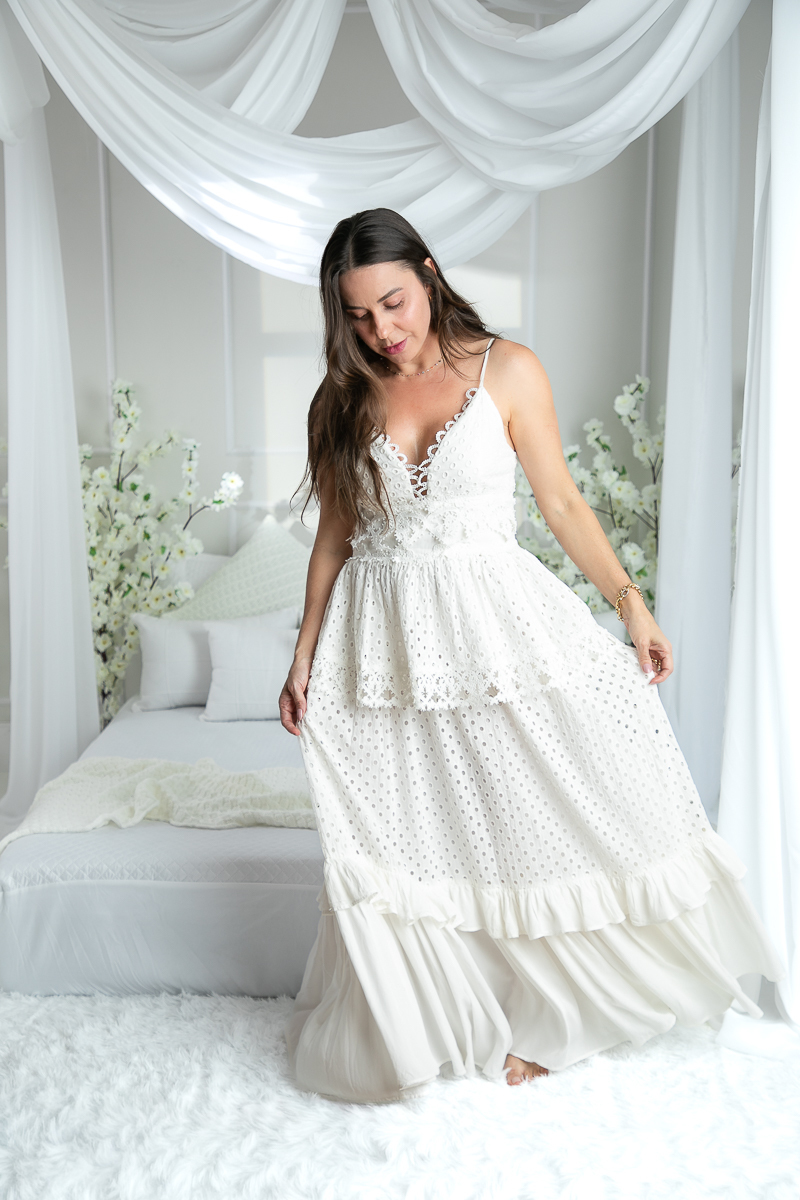 ensaio-fotografico-dia-das-maes-ensaio-dia-das-maes-cenario-do-dia-das-maes-inspiracao-de-cenario-fotografico-de-dia-das-maes-amor-de-mae-maternar-melhor-fotografo-de-barbacena-estudio-fotografico-em-barbacena-isabela-lobato-fotografia-dia-das-maes-2026