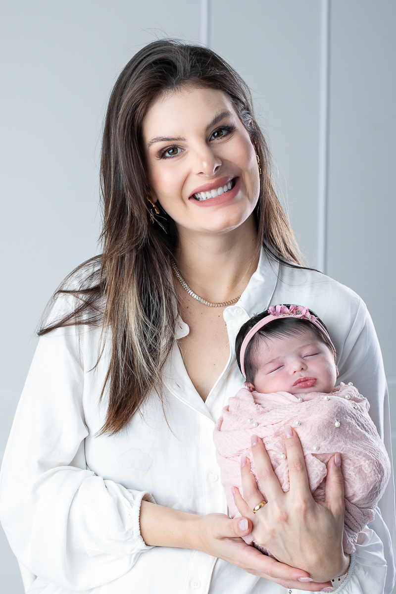 ensaio-newborn-ensaio-fotografico-de-bebe-recem-nascido-fotografa-de-recem-nascido-em-barbacena-minas-gerais-melhor-fotografa-de-conselheiro-lafaiete-barbacena-fotografa-em-alto-rio-doce-fotografa-infantil-minas-gerais-isabela-lobato-fotografia-barbacena