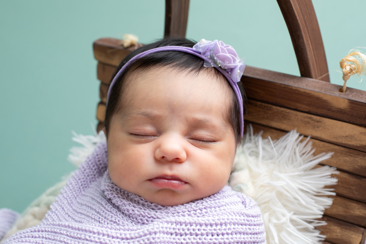 ensaio-newborn-ensaio-fotografico-de-bebe-recem-nascido-fotografa-de-recem-nascido-em-barbacena-minas-gerais-melhor-fotografa-de-conselheiro-lafaiete-barbacena-fotografa-em-alto-rio-doce-fotografa-infantil-minas-gerais-isabela-lobato-fotografia-barbacena
