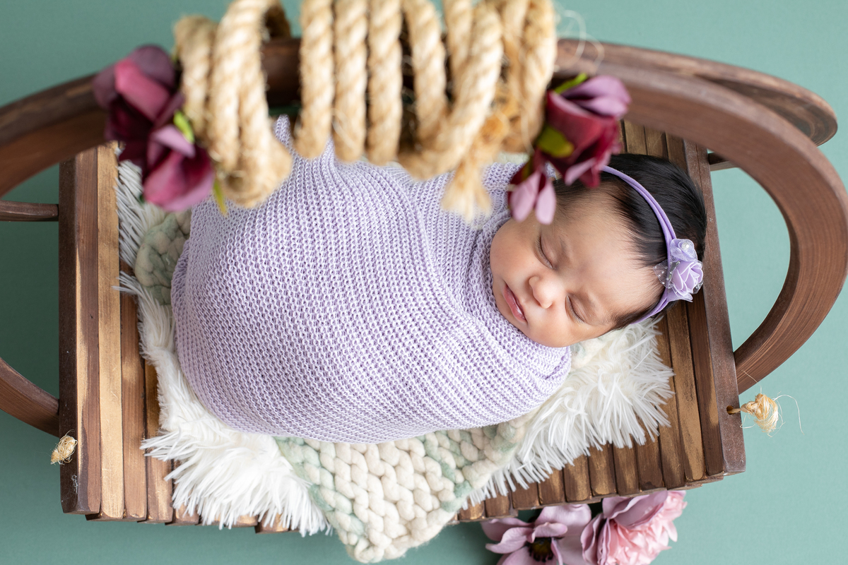 ensaio-newborn-ensaio-fotografico-de-bebe-recem-nascido-fotografa-de-recem-nascido-em-barbacena-minas-gerais-melhor-fotografa-de-conselheiro-lafaiete-barbacena-fotografa-em-alto-rio-doce-fotografa-infantil-minas-gerais-isabela-lobato-fotografia-barbacena