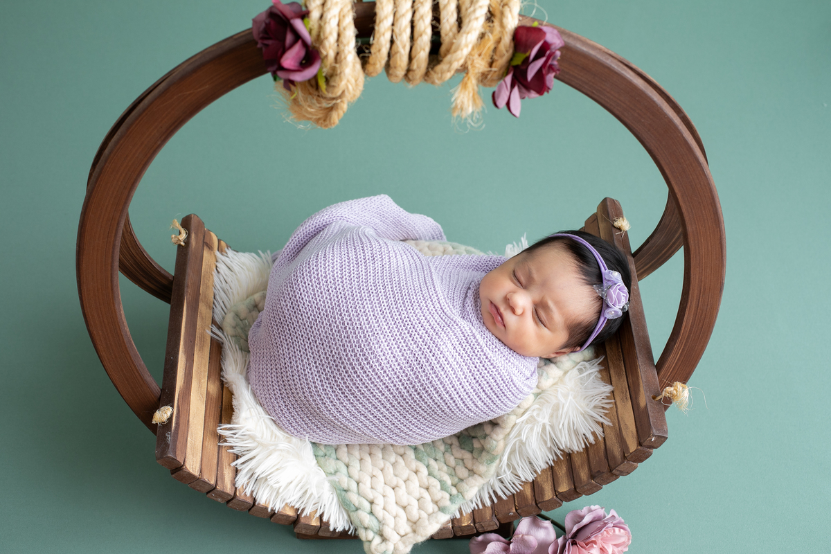 ensaio-newborn-ensaio-fotografico-de-bebe-recem-nascido-fotografa-de-recem-nascido-em-barbacena-minas-gerais-melhor-fotografa-de-conselheiro-lafaiete-barbacena-fotografa-em-alto-rio-doce-fotografa-infantil-minas-gerais-isabela-lobato-fotografia-barbacena