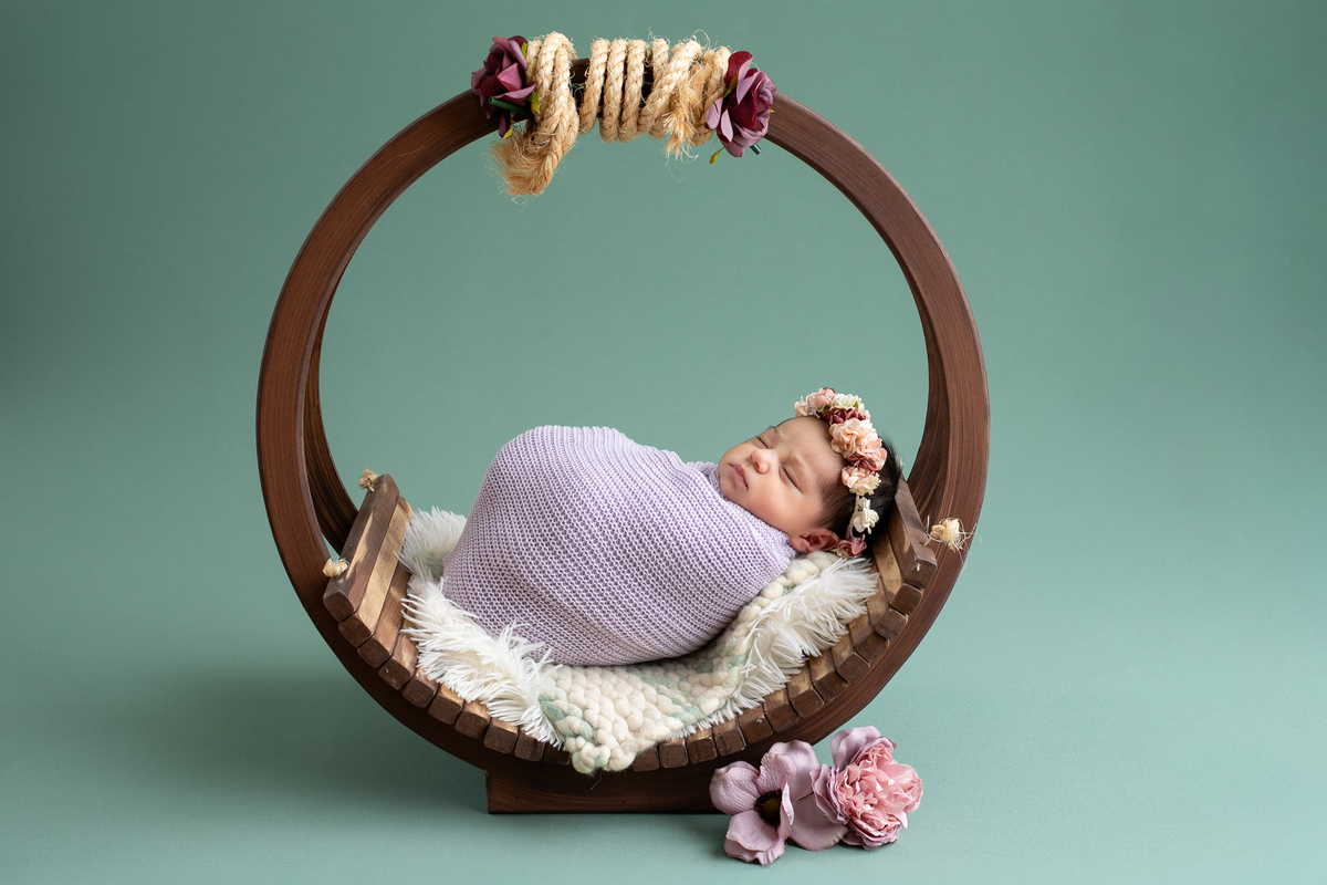 ensaio-newborn-ensaio-fotografico-de-bebe-recem-nascido-fotografa-de-recem-nascido-em-barbacena-minas-gerais-melhor-fotografa-de-conselheiro-lafaiete-barbacena-fotografa-em-alto-rio-doce-fotografa-infantil-minas-gerais-isabela-lobato-fotografia-barbacena