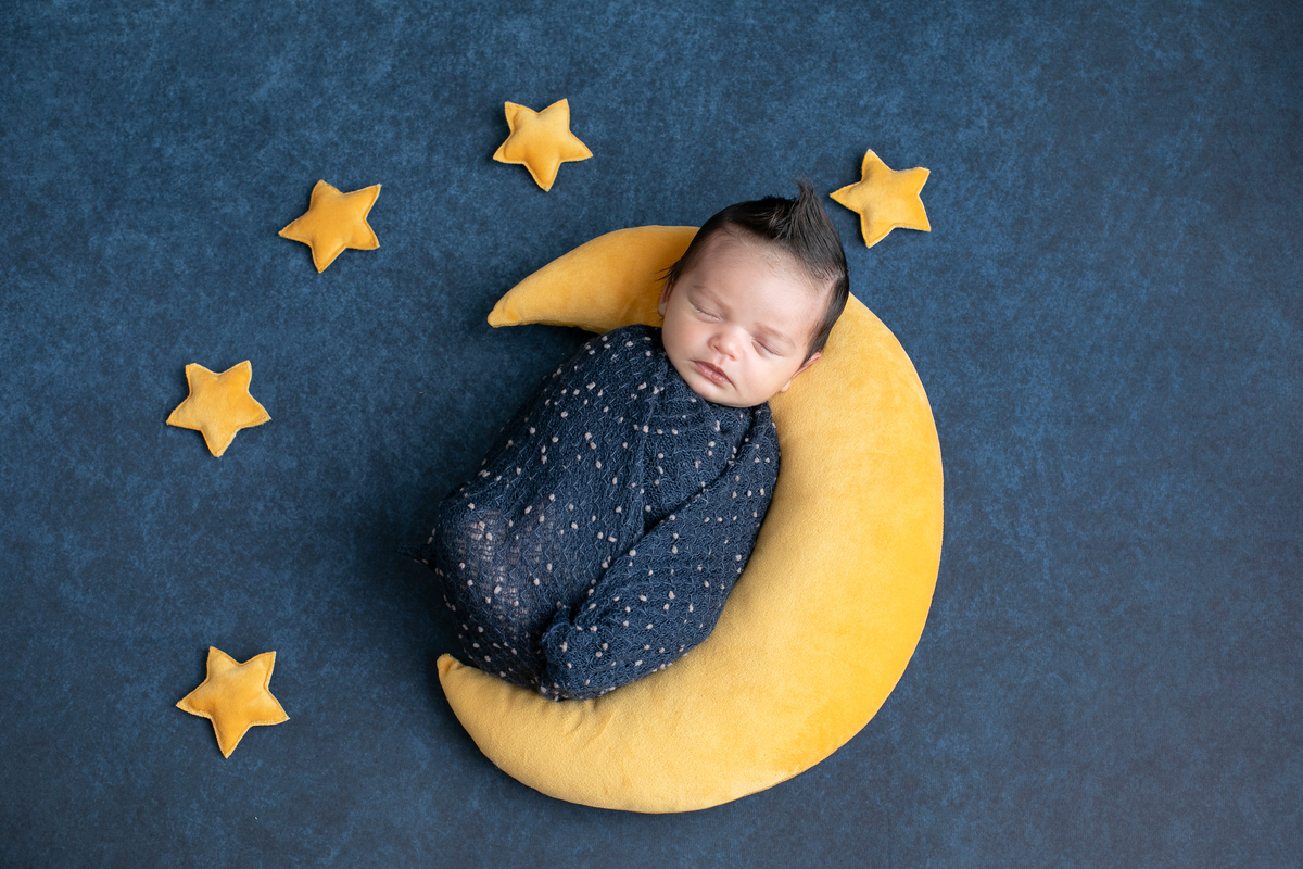 ensaio-newborn-ensaio-fotografico-de-bebe-recem-nascido-fotografa-de-recem-nascido-em-barbacena-minas-gerais-melhor-fotografa-de-conselheiro-lafaiete-barbacena-fotografa-em-alto-rio-doce-fotografa-infantil-minas-gerais-isabela-lobato-fotografia-barbacena
