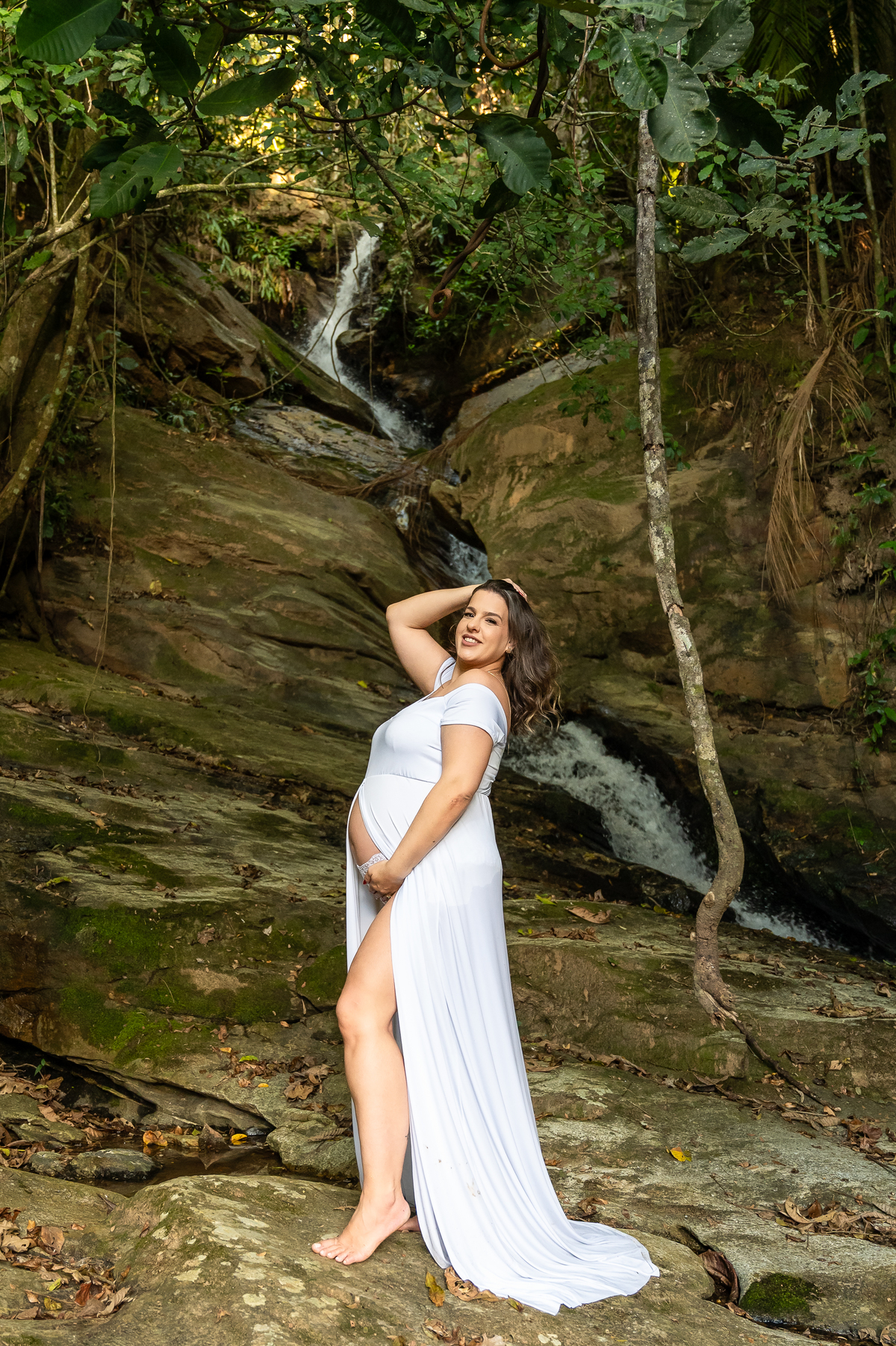 ensaio-gestante-em-barbacena-fotografa-de-gestante-isabela-lobato-fotografia-gestacao-9-meses-look-de-gestante-fazenda-do-tingua-santa-barbara-do-tugurio-mg-externo-em-barbacena-em-barbacena-estudio-fotos-isabela-lobato-fotografia