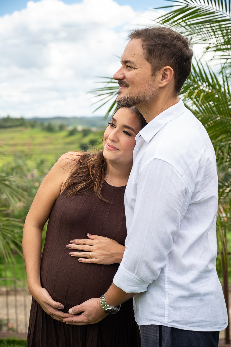 ensaio-fotografico-gestante-poses-de-ensaio-gestante-fotografa-de-gestante-em-alto-rio-doce-mg-melhor-fotografa-de-alto-rio-doce-melhor-fotografa-de-barcena-estudio-fotografico-isabela-lobato-fotografia