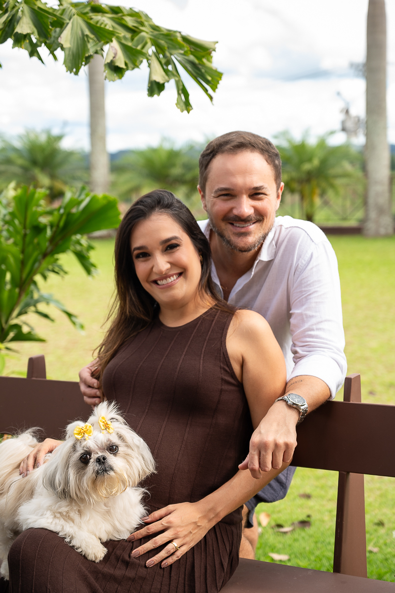 ensaio-fotografico-gestante-poses-de-ensaio-gestante-fotografa-de-gestante-em-alto-rio-doce-mg-melhor-fotografa-de-alto-rio-doce-melhor-fotografa-de-barcena-estudio-fotografico-isabela-lobato-fotografia
