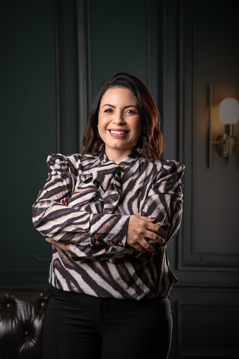 advogados-em-barbacena-escritorio-de-advocacia-tatiane-costa-e-advogados-associados-posicionamento-de-imagem-de-advogados-fotografa-especializada-em-retratos-corporativos-isabela-lobato-fotografia-em-barbacena-e-regiao