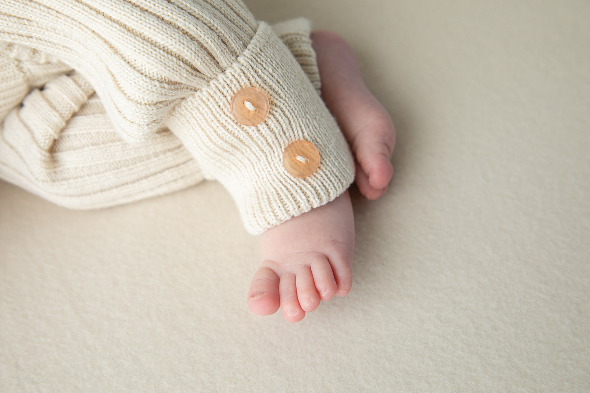 ensaio-newborn-ensaio-fotografico-de-bebe-recem-nascido-fotografa-de-recem-nascido-em-barbacena-minas-gerais-melhor-fotografa-de-conselheiro-lafaiete-barbacena-fotografa-em-alto-rio-doce-fotografa-infantil-minas-gerais-isabela-lobato-fotografia-barbacena