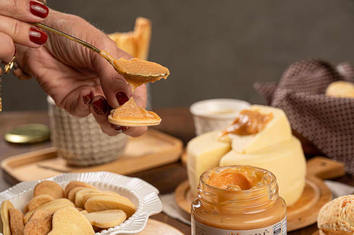 fotografia-de-alimentos-fotografa-de-comida-em-minas-gerais-mkt-de-restaurante-foto-de-comida-fotos-lindas-de-geleias-fotografa-de-gastronomia-melhor-fotografa-para-restuarantes-em-tiradentes-minas-gerais-isabela-lobato-fotografa-de-comida-foto-gastro