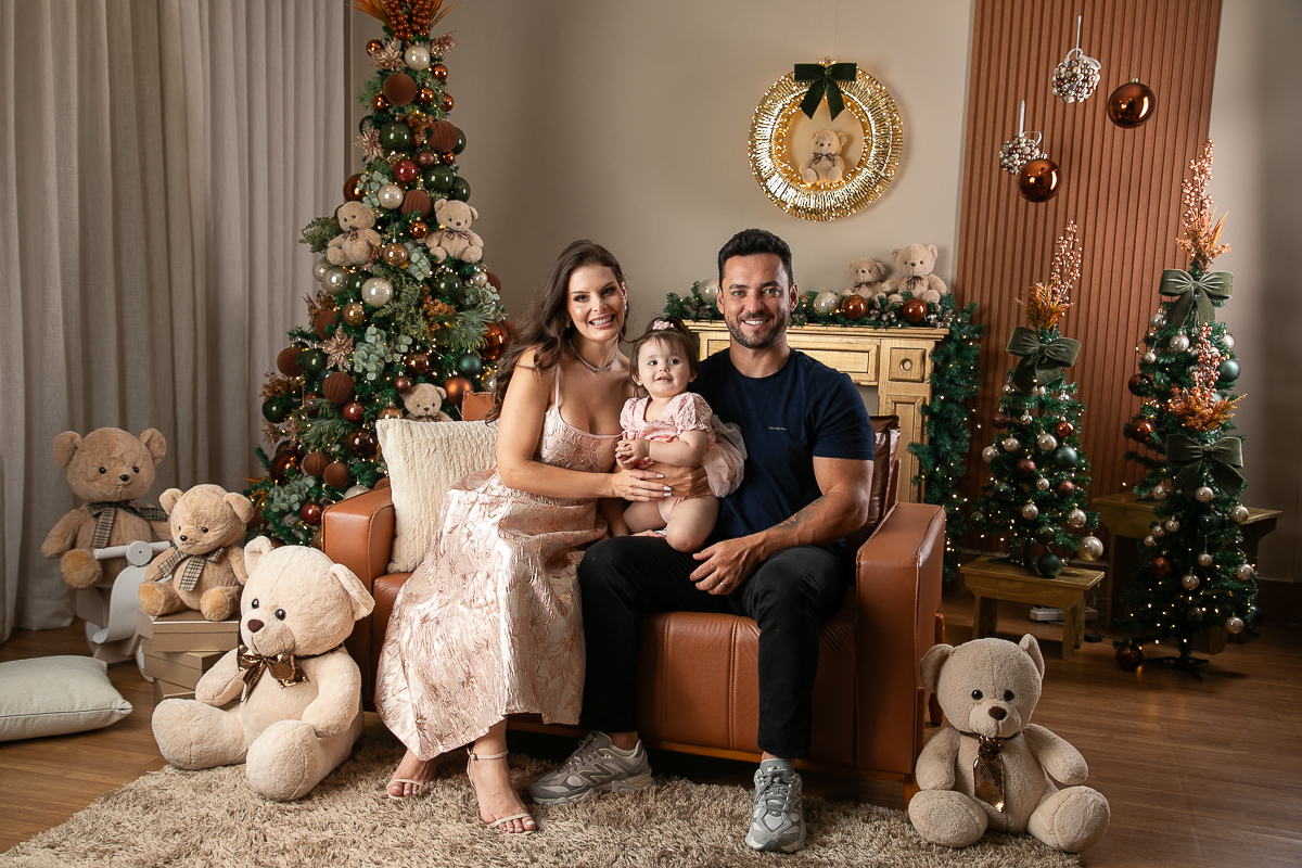ensaio-fotografico-de-natal-2026-ideia-de-cenario-fotografico-de-natal-cenario-lindo-de-natal-tendencias-natal-2026-ideia-de-arvores-de-natal-ideia-de-fotos-de-natal-papai-noel-2026-luzes-de-natal-ensaio-fotografico-de-natal-em-barbacena-e-regiao-minas-ge