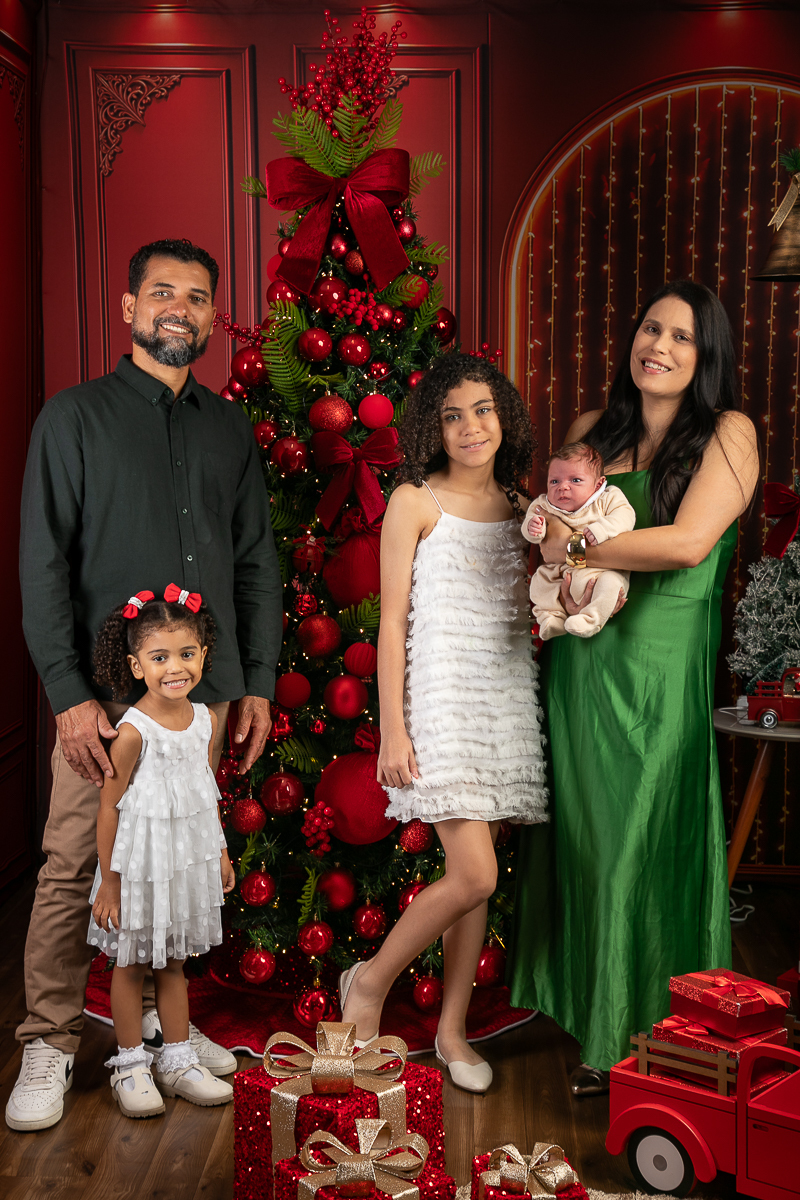 ensaio-fotografico-de-natal-2026-ideia-de-cenario-fotografico-de-natal-cenario-lindo-de-natal-tendencias-natal-2026-ideia-de-arvores-de-natal-ideia-de-fotos-de-natal-papai-noel-2026-luzes-de-natal-ensaio-fotografico-de-natal-em-barbacena-e-regiao-minas-ge