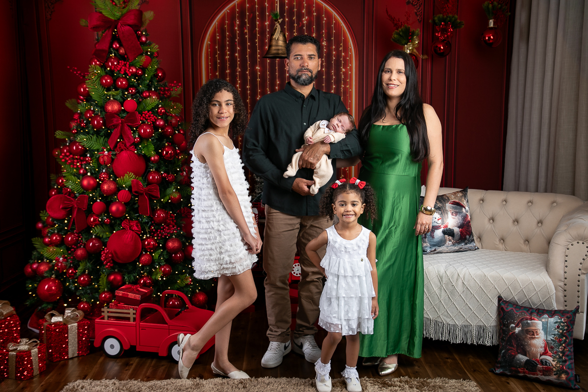 ensaio-fotografico-de-natal-2026-ideia-de-cenario-fotografico-de-natal-cenario-lindo-de-natal-tendencias-natal-2026-ideia-de-arvores-de-natal-ideia-de-fotos-de-natal-papai-noel-2026-luzes-de-natal-ensaio-fotografico-de-natal-em-barbacena-e-regiao-minas-ge