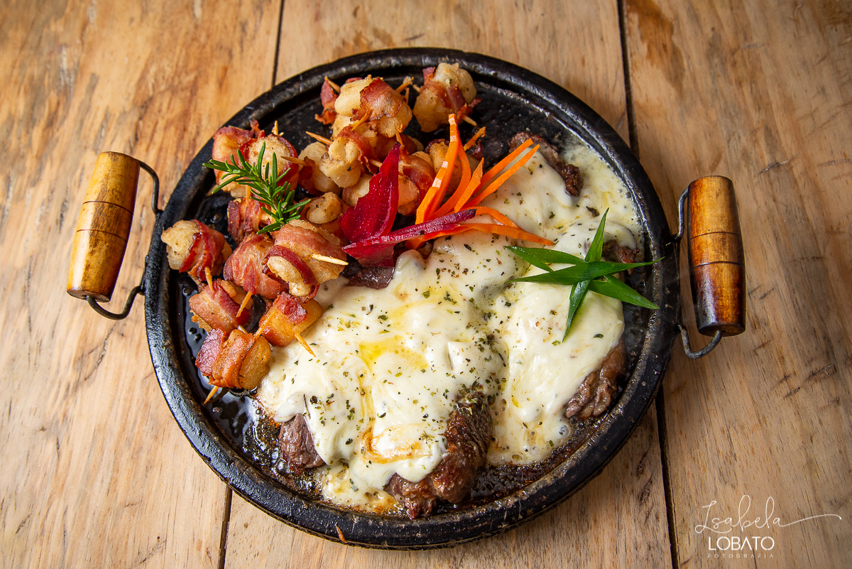 Las Brasas Churrascaria_Alcatara_Mandioca_bacon_De Bar em Bar Barbacena