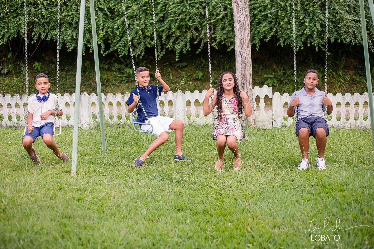 Ensaio-familia-barbacena-fotografia-de-familia-dia-internacional-da-familia-isabela-lobato-fotografia-aabb-barbacena