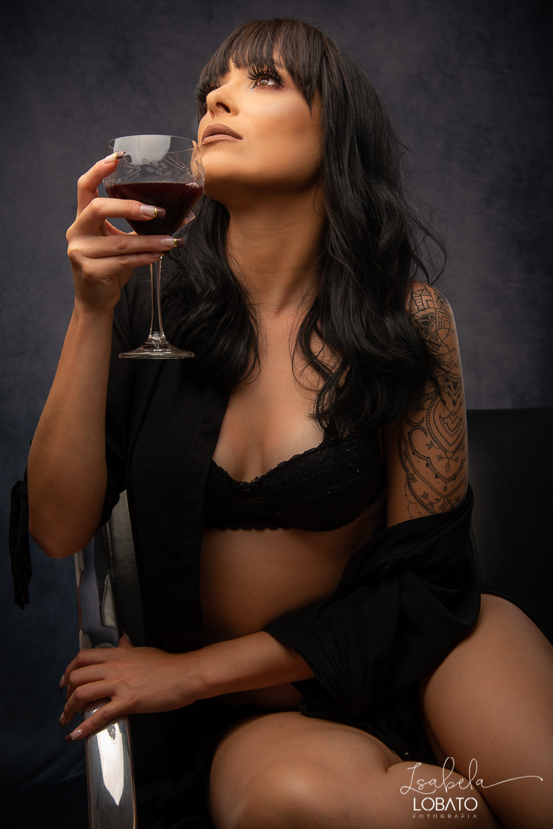 ensaio-sensual-estudio-modelo-modelo-feminino-fotografia-barbacena-isabela-lobato-estudio-fotografico-barbacena
