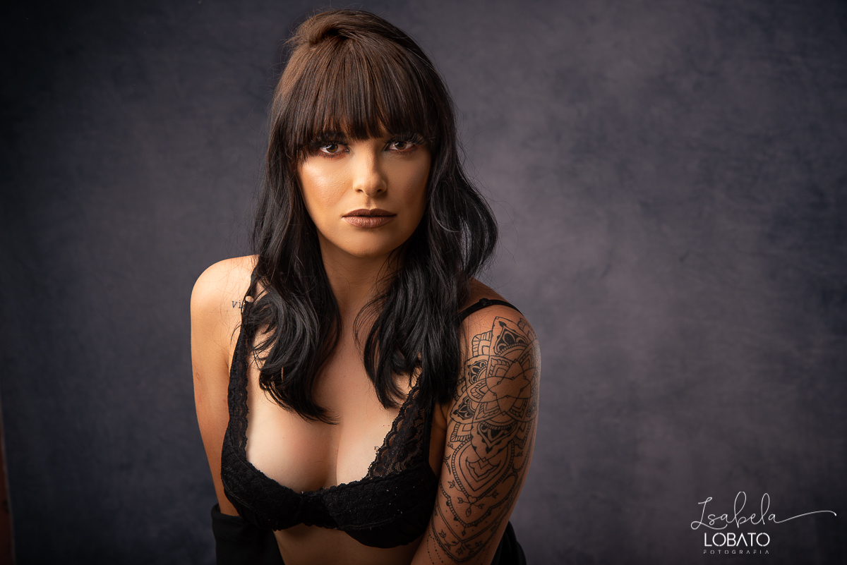 ensaio-sensual-estudio-modelo-modelo-feminino-fotografia-barbacena-isabela-lobato-estudio-fotografico-barbacena