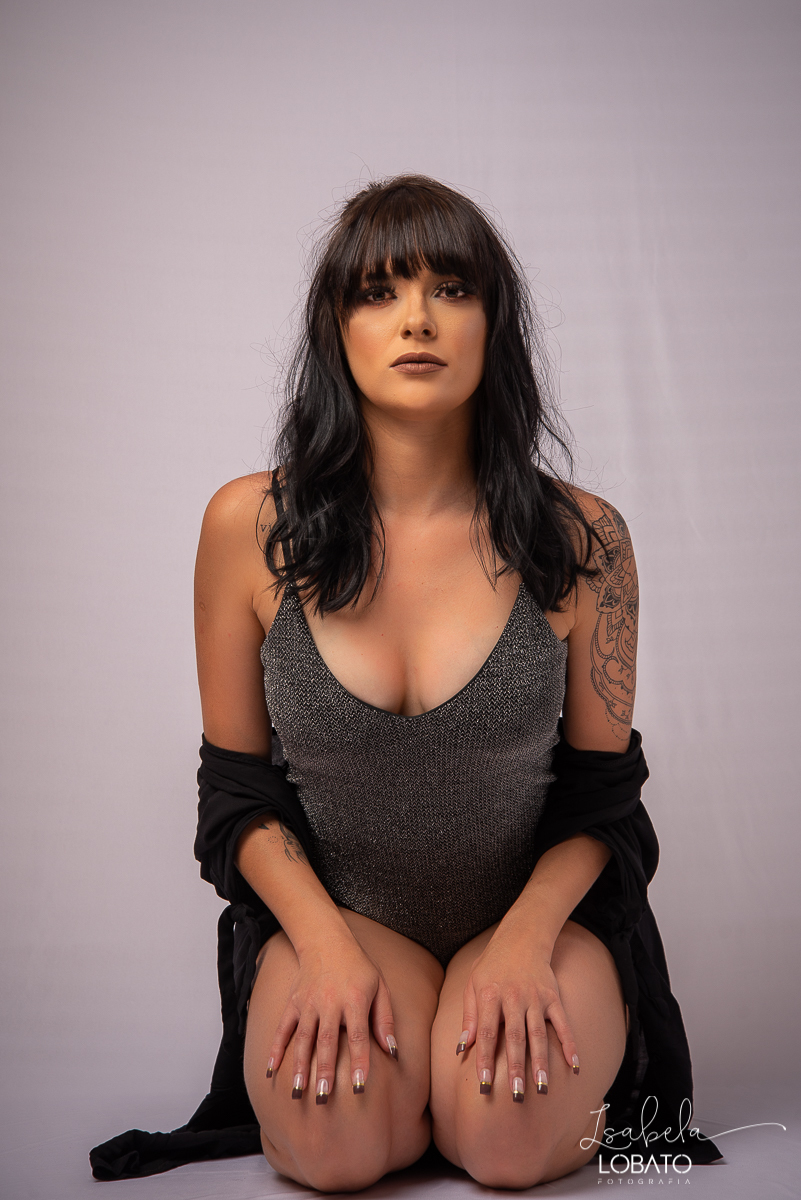 ensaio-sensual-estudio-modelo-modelo-feminino-fotografia-barbacena-isabela-lobato-estudio-fotografico-barbacena