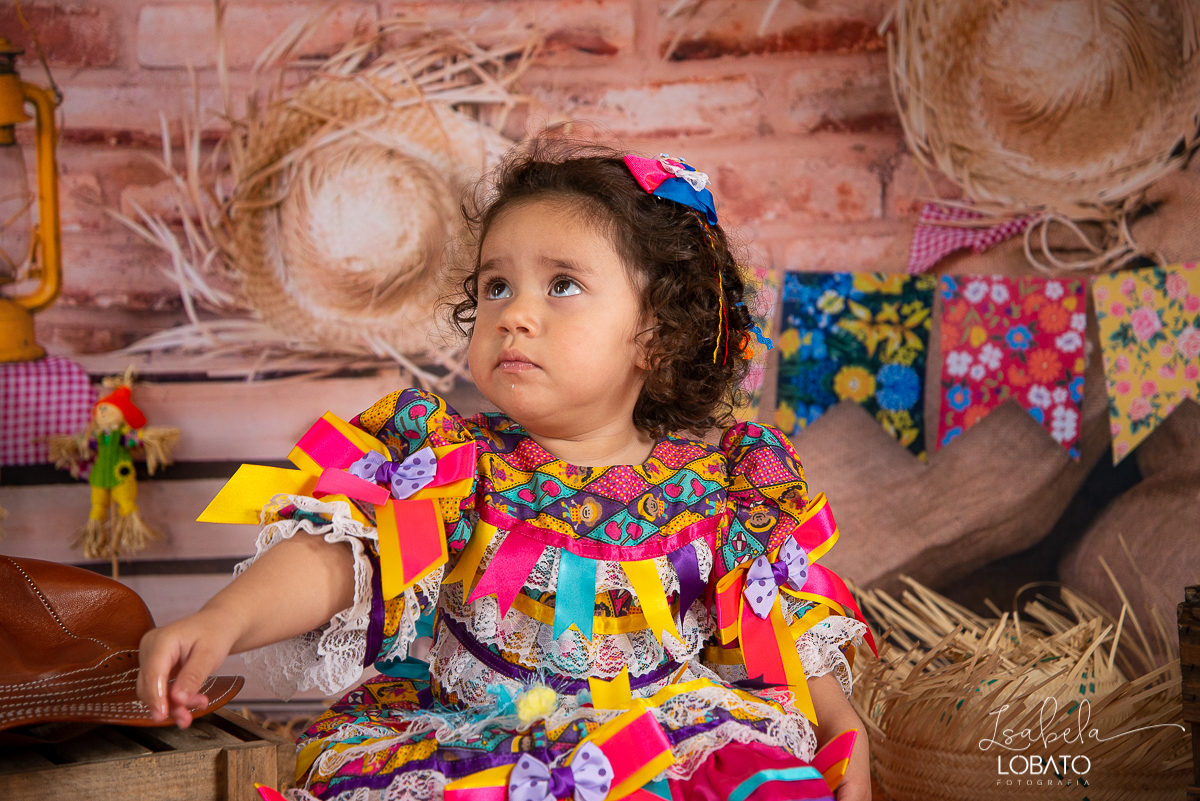 festa-junina-2019-arraia-ensaio-fotografico-junino-fotografo-em-barbacena-isabela-lobato-vestido-de-quadrilha-loja-caravela-bq-fotografia-isabela-lobato