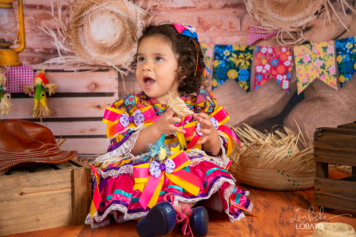 festa-junina-2019-arraia-ensaio-fotografico-junino-fotografo-em-barbacena-isabela-lobato-vestido-de-quadrilha-loja-caravela-bq-fotografia-isabela-lobato