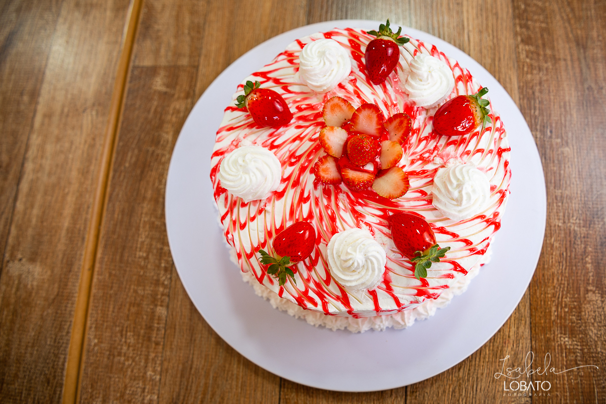 fotografia-gourmet-barbacena-foto-de-comida-foto-culinaria-torta-de-morango-casa-do-morango-barbacena-fotografa-em-barbacena-isabela-lobato