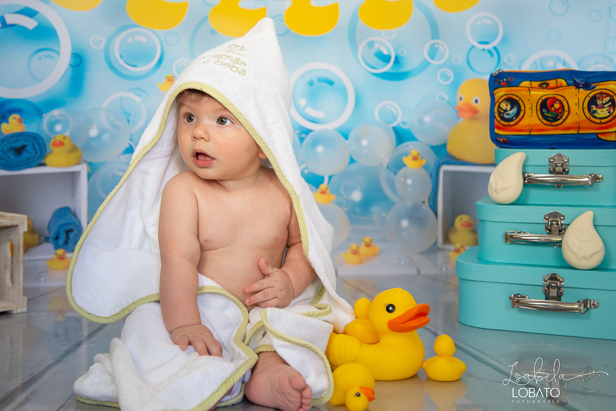 fotografia-infantil-barbacena-isabela-lobato-fotografo-em-barbacena-mini-sessao-fotografica-a-hora-do-banho-acompanhamento-mensal-de-bebe-banho-de-ofuro