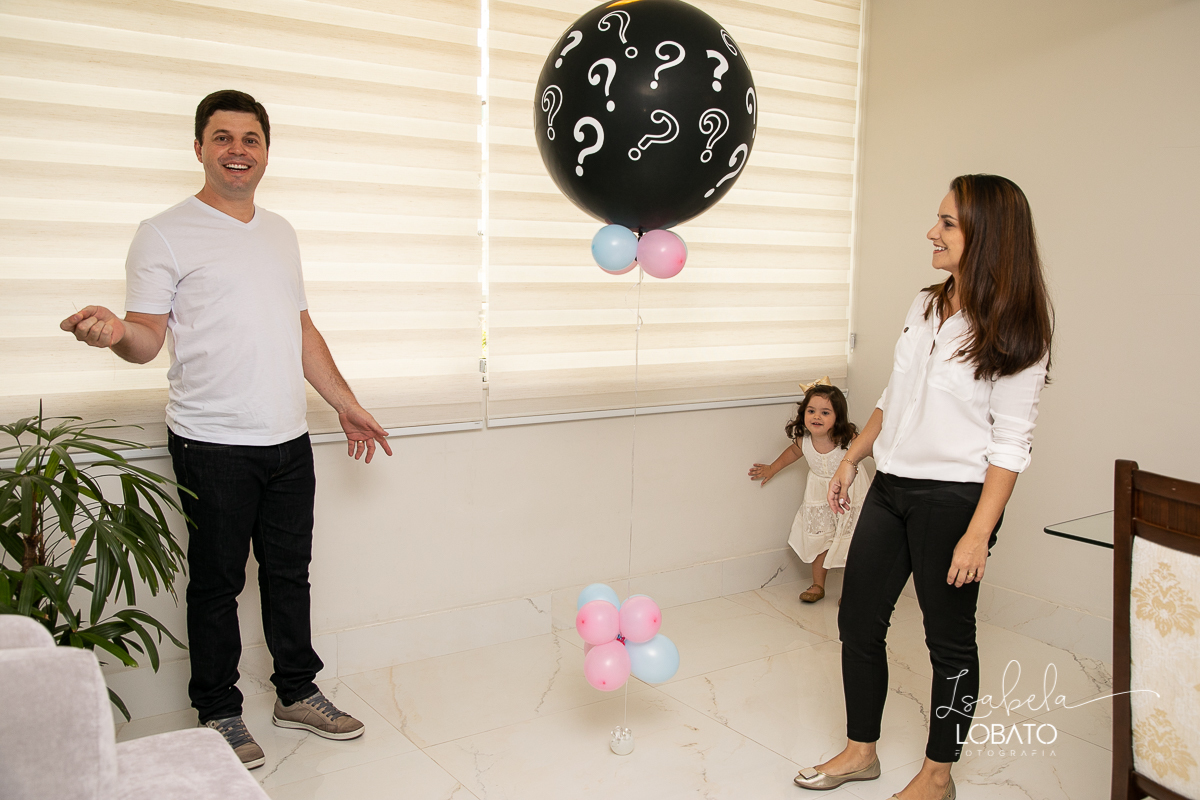 ensaio-revelaçao-sexo-do-bebe-cha-revelaçao-cha-de-fraldas-ensaio-fotografico-gestante-fotografo-de-gestante-em-barbacena-estudio-fotografico-isabela-lobato-fotografia