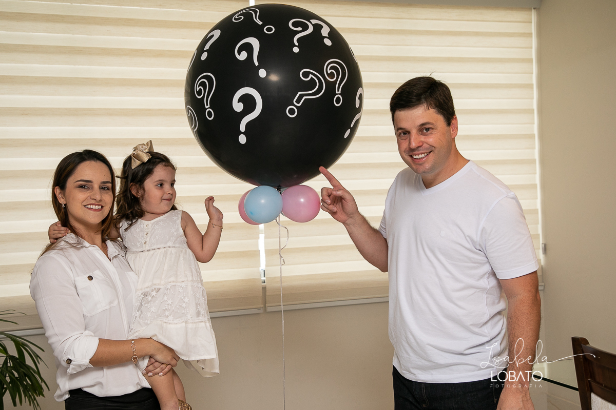 ensaio-revelaçao-sexo-do-bebe-cha-revelaçao-cha-de-fraldas-ensaio-fotografico-gestante-fotografo-de-gestante-em-barbacena-estudio-fotografico-isabela-lobato-fotografia