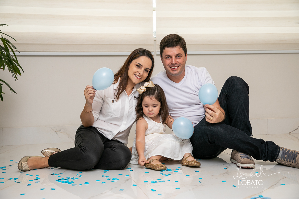 ensaio-revelaçao-sexo-do-bebe-cha-revelaçao-cha-de-fraldas-ensaio-fotografico-gestante-fotografo-de-gestante-em-barbacena-estudio-fotografico-isabela-lobato-fotografia