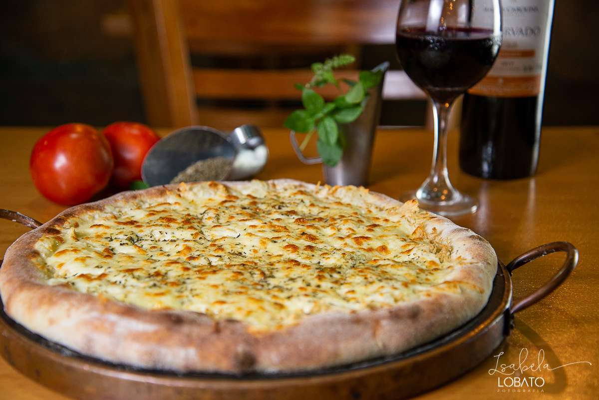 fotografia-gourmet-foto-de-comida-foto-de-hamburguer-macarrao-massas-pizza-na-pedra-foto-de-gastronomia-barbacena-isabela-lobato-fotografa-chopp-batata-frita-vinho