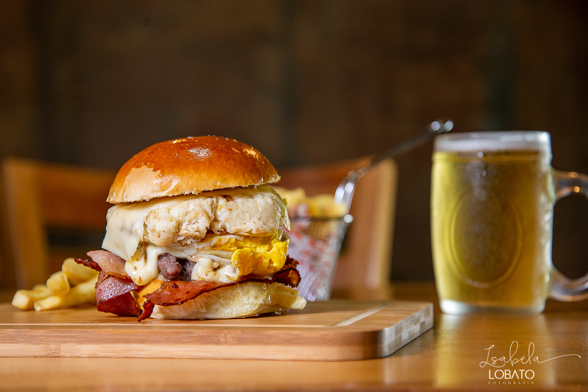 fotografia-gourmet-foto-de-comida-foto-de-hamburguer-macarrao-massas-pizza-na-pedra-foto-de-gastronomia-barbacena-isabela-lobato-fotografa-chopp-batata-frita