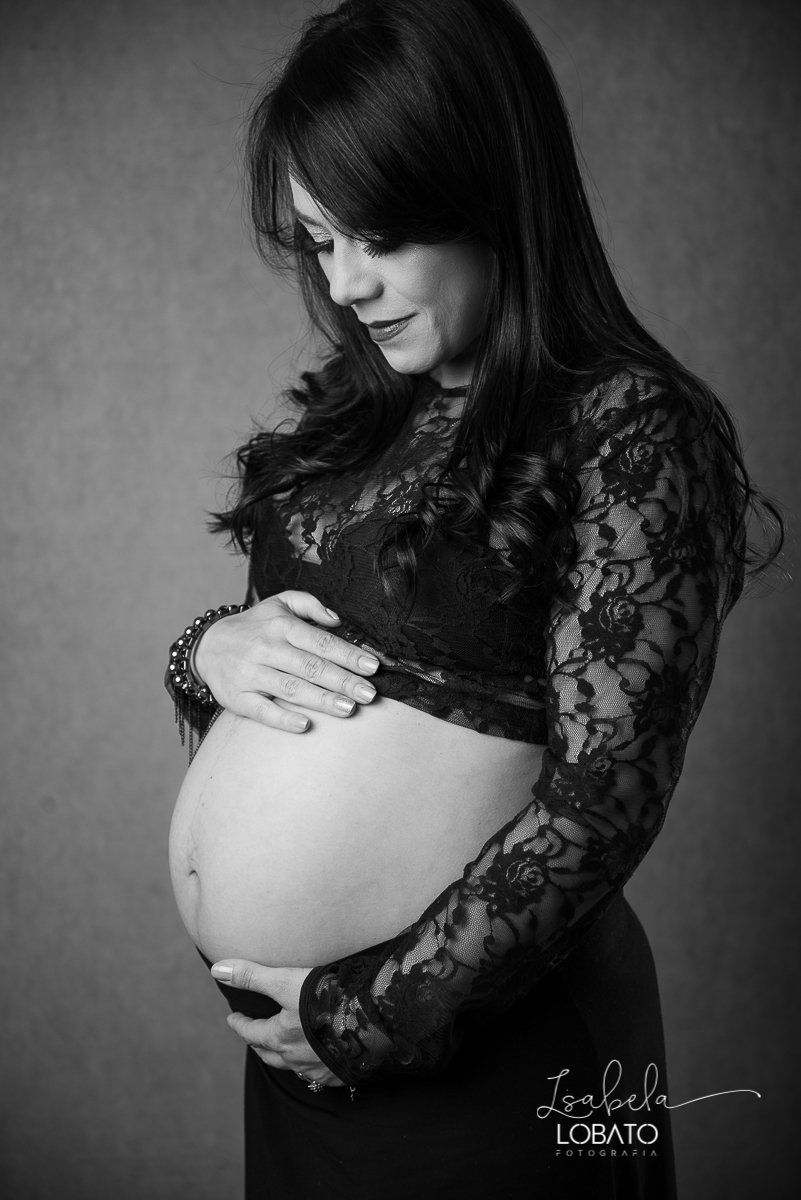 ensaio-gestante-fotografia-de-gravida-foto-gravida-em-estudio-fotografo-de-gestante-em-barbacena-isabela-lobato-fotografia