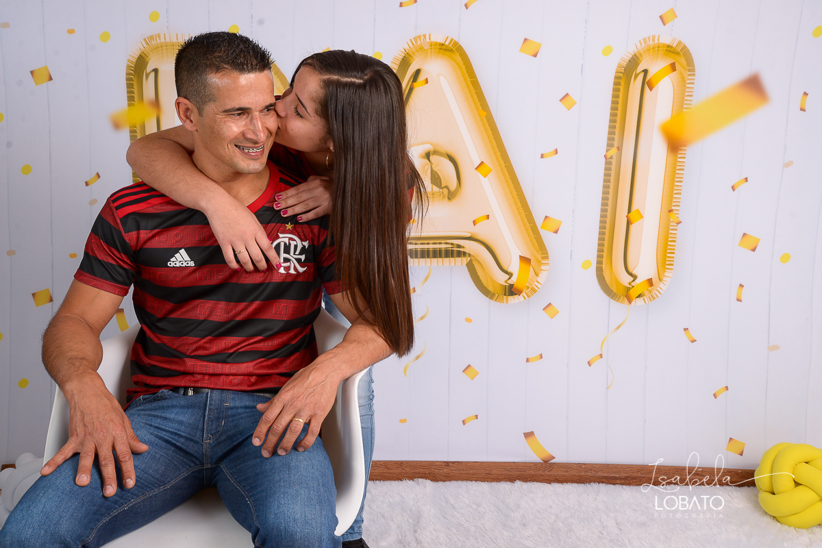 sessao-fotografica-dia-dos-pais-pai-e-filho-foto-pai-e-filho-ensaio-fotografico-dos-pais-fotografia-de-crianca-acompanhamento-mensal-de-bebe-estudio-fotografico-barbacena-isabela-lobato