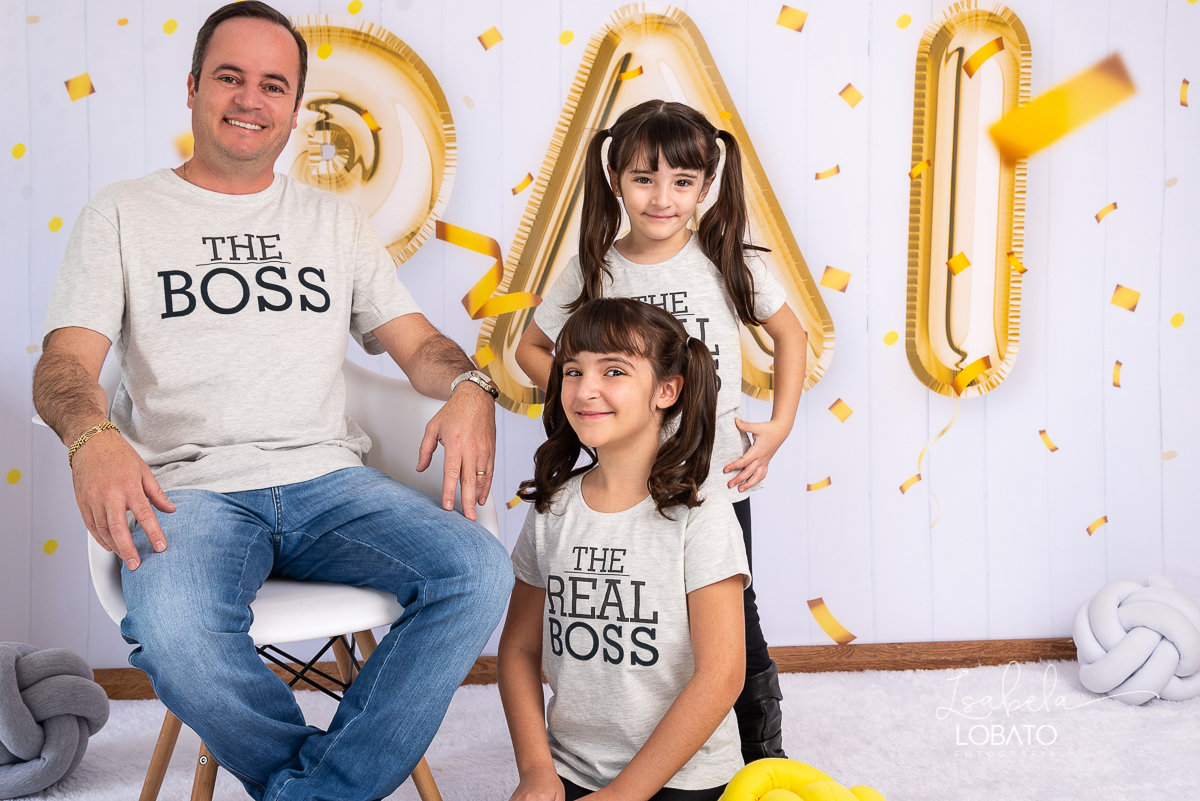 sessao-fotografica-dia-dos-pais-pai-e-filho-foto-pai-e-filho-ensaio-fotografico-dos-pais-fotografia-de-crianca-acompanhamento-mensal-de-bebe-estudio-fotografico-barbacena-isabela-lobato