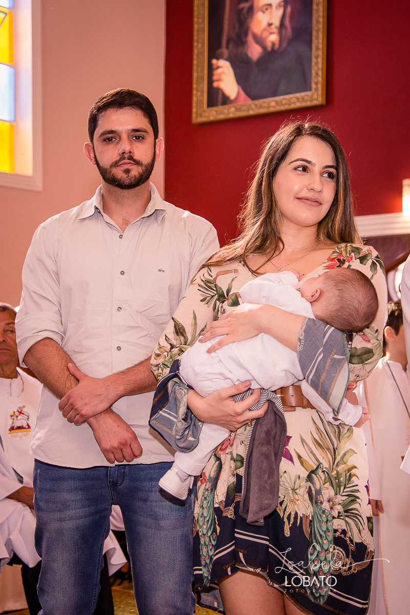 batizado-fotografia-de-batizado-igreja-do-divino-espirito-santo-fotografo-em-barbacena-minas-gerais-estudio-fotografico-isabela-lobato-fotografo-de-casamento-sacramento-do-batismo
