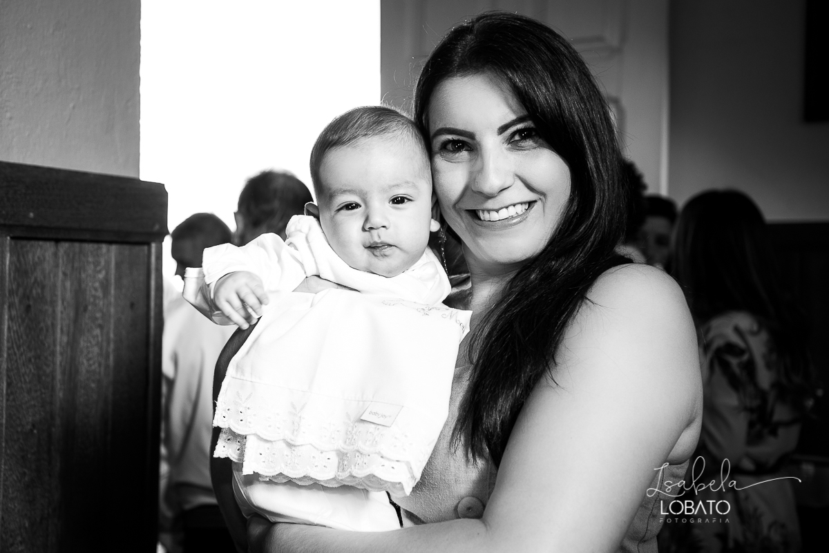 batizado-fotografia-de-batizado-igreja-do-divino-espirito-santo-fotografo-em-barbacena-minas-gerais-estudio-fotografico-isabela-lobato-fotografo-de-casamento-sacramento-do-batismo