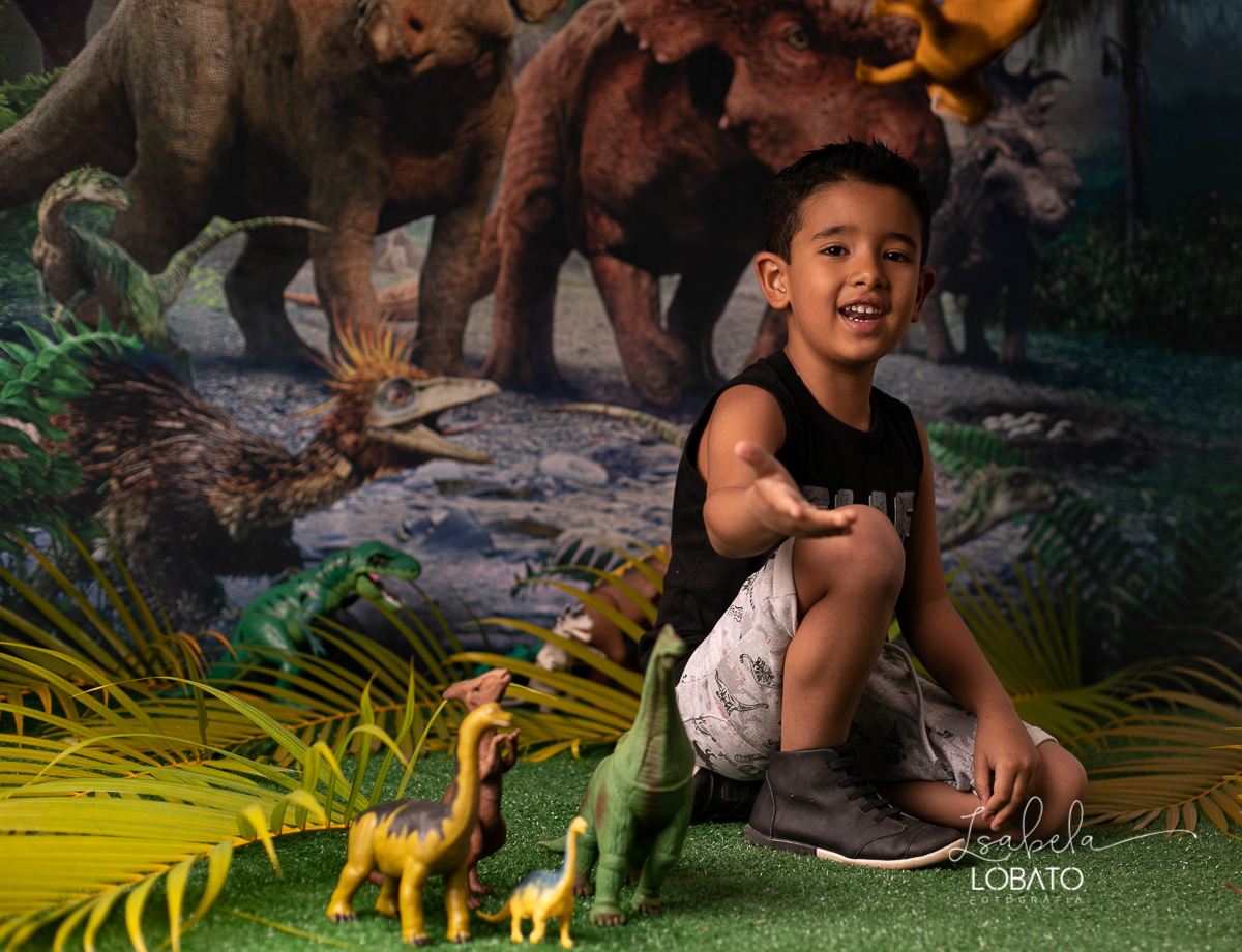 ensaio-fotografico-dinossauros-apaixonados-por-dinossauros-dino-jurassic-park-a-era-dos-dinossauros-fotografia-infantil-tema-dinossauros-fotografo-em-barbacena-isabela-lobato