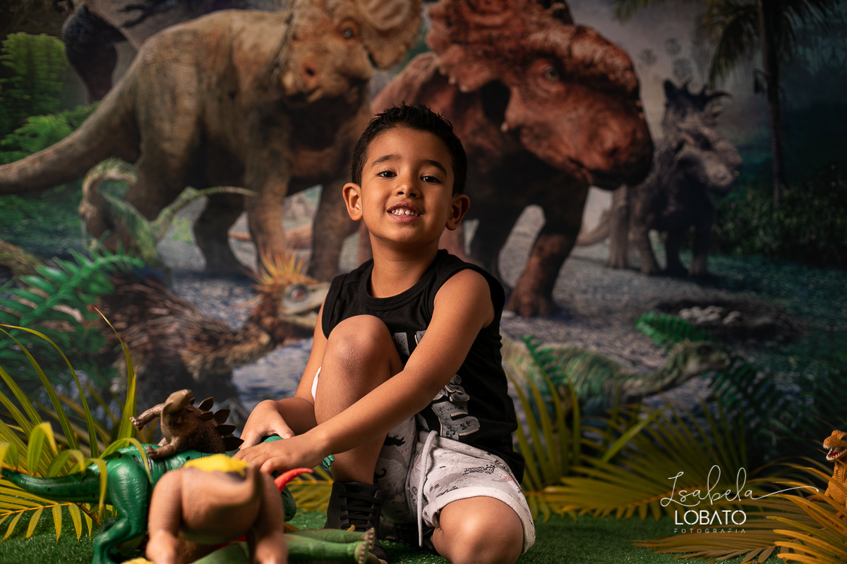 ensaio-fotografico-dinossauros-apaixonados-por-dinossauros-dino-jurassic-park-a-era-dos-dinossauros-fotografia-infantil-tema-dinossauros-fotografo-em-barbacena-isabela-lobato