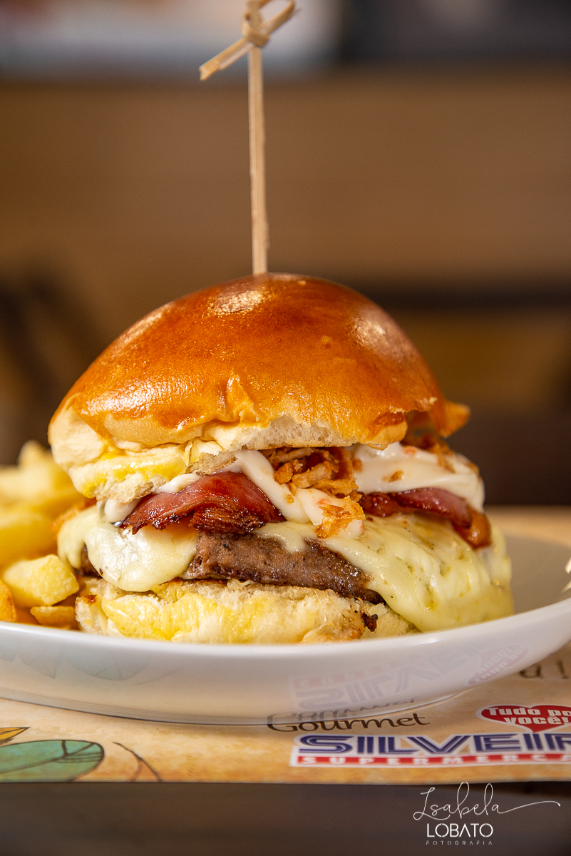 fotografia-gourmet-foto-de-comida-food-fotography-alta-gastronomia-fotografo-de-comida-minas-gerais-festival-gastronomico-de-tiradentes-fotografa-de-gastronomia-isabela-lobato-foto-gourmet-sanduíche-lanches-cafes-bolo-sobremesa-prato-executivo-chopp